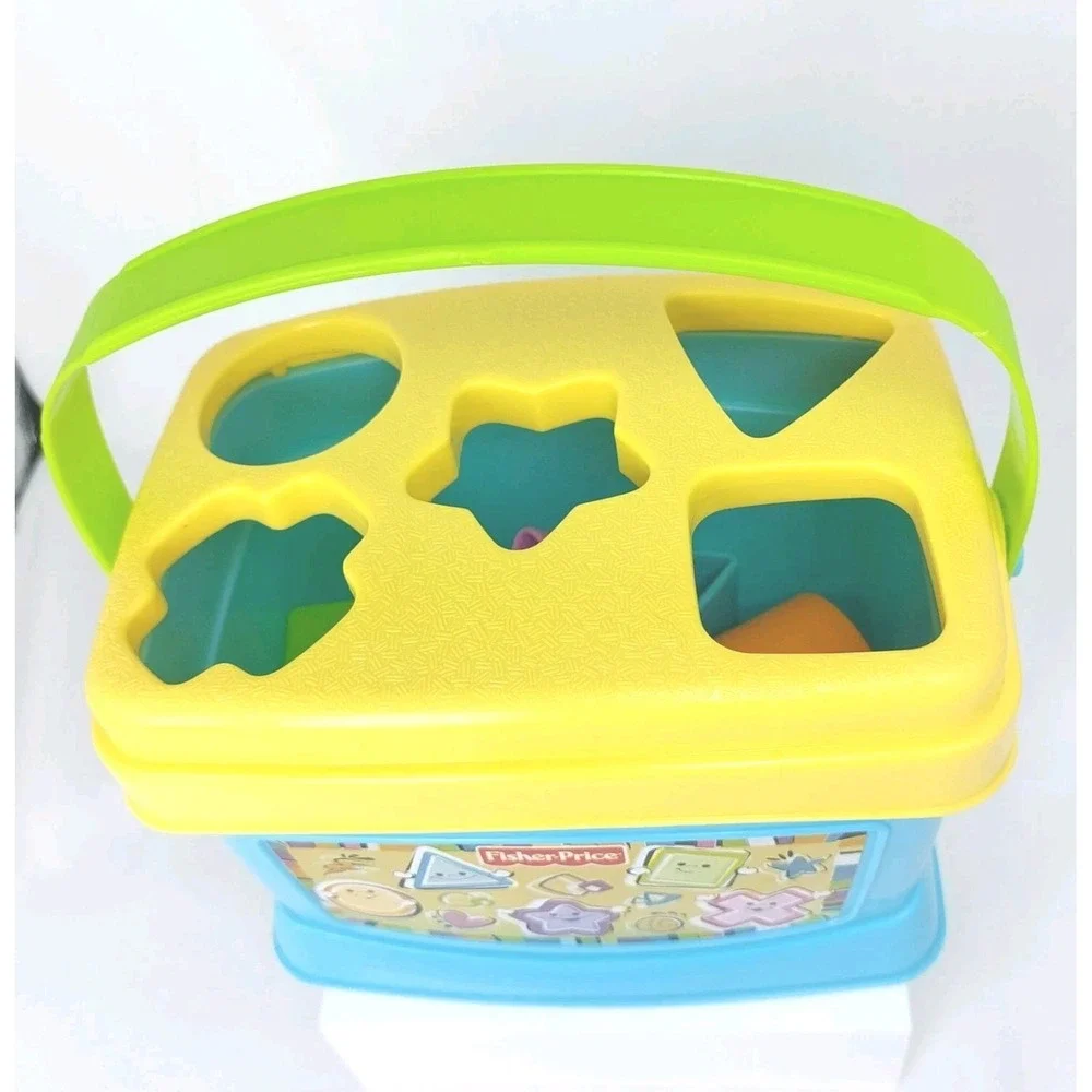 Fisher Price Shape Sorter Bucket Box Blocks‎ Colors Toddler Toy 2006 Complete